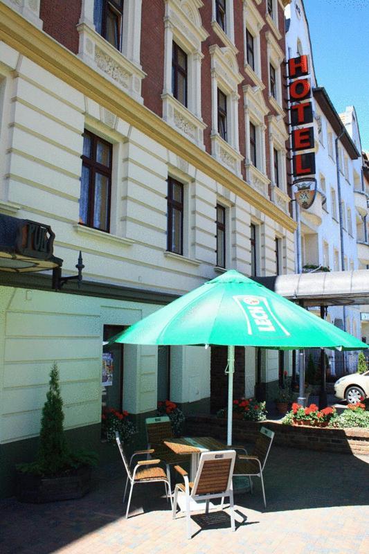 W Starej Kamienicy Hotel Gniezno Exterior photo